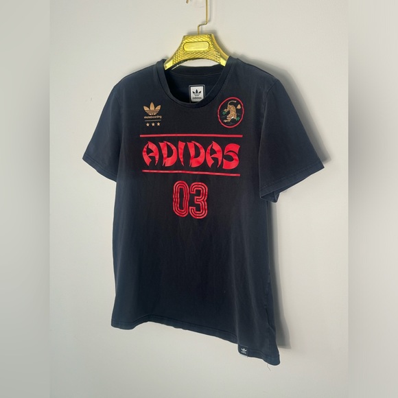 Adidas skateboarding soccer T shirt in Black and red size Medium - Picture 5 of 8